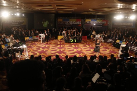 Se llevó a cabo en Boca del Río el debate ciudadano entre candidatos a la gubernatura organizado por COPARMEX.