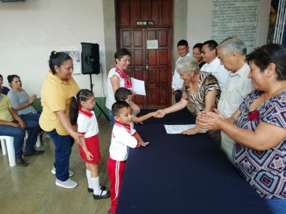 Clausuran cursos del programa Vasconcelos y entregan reconocimientos.