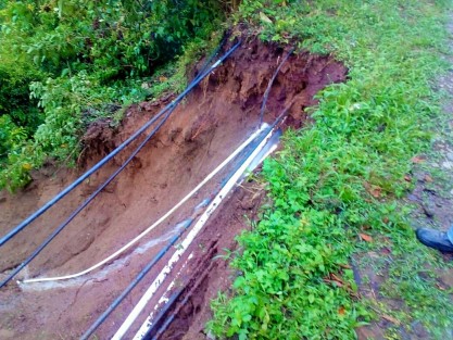  Lluvias afectan red de agua potable en tres comunidades.
