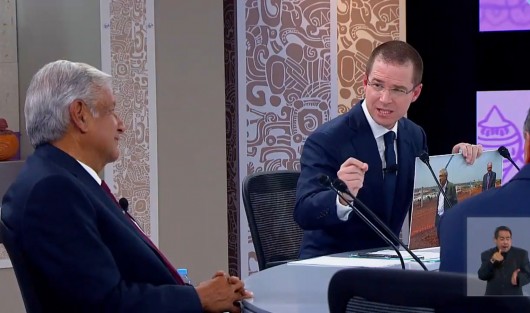 Como en los anteriores debates, los candidatos, en especial Ricardo Anaya, se alejaron por momentos de los cuestionamientos enviados por ciudadanos a través de redes sociales, y se dedicaron a atacar a sus contrincantes. 