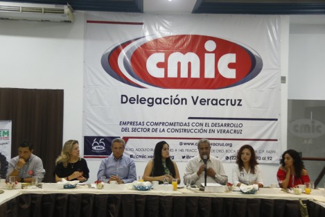 Miembros de CMIC sostuvieron una reunión con candidatos del PRI a puestos de elección popular.