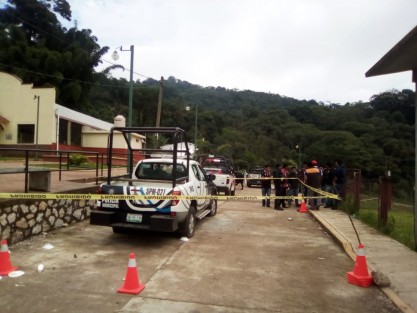 Leobigildo Ortiz Sánchez, comandante de la policía de Tepatlaxco, Ver.  y su hermano Herminio Ortiz Sánchez, desparecieron luego de qué atendieran una llamada de emergencia, en la que se había reportado una trifulca en Buena Vista, comunidad al norte del municipio.  