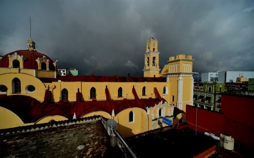 Los pronósticos indican para los siguientes días una gradual disminución de las condiciones para tormentas y lluvias en la entidad Veracruzana; por lo anterior, se desactiva la Alerta Gris y se emite el presente Aviso Especial