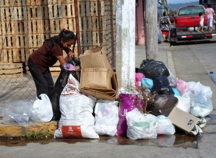 Se incrementa la generación de basura en Tlapacoyan, no hay cultura de la separación de residuos.
