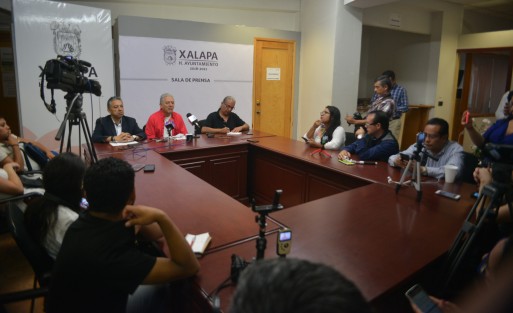 El alcalde de Xalapa,Hipólito Rodríguez, predijo que esta semana arreciará la guerra sucia contra su administración, debido a la cercanía de las elecciones. 