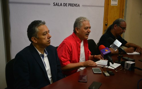 Hipólito Rodríguez invitó a los xalapeños a reflexionar su voto, y dijo esperar que los comicios transcurran en paz. 