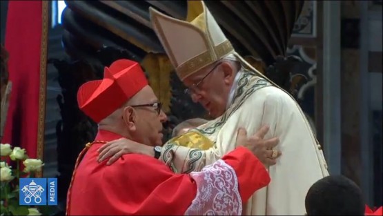Mons. Sergio Obeso Rivera, recibió este jueves el nombramiento como Cardenal de el Papa Francisco. 