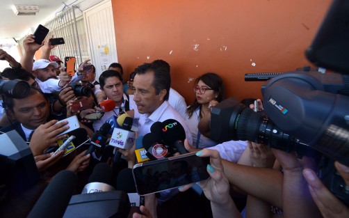 Cuitláhuac García declaró que esperan una copiosa participación ciudadana, arriba del 60%, en esta jornada electoral histórica.