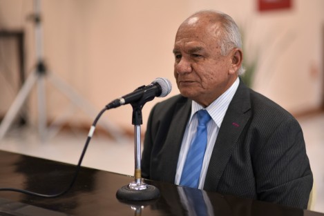 Para concluir la base cuarta de la convocatoria para la elección del titular de la Contraloría General del OPLE Veracruz, la Comisión Permanente de Organización Política y Procesos Electorales del Congreso del Estado, realizó la entrevista del aspirante Raúl Aurelio Hernández Baltazar y con ello se cumplió y garantizó su derecho de audiencia. 