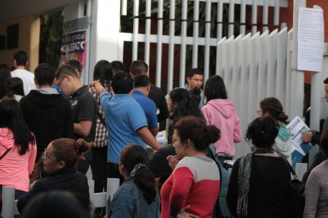 En Xalapa, el Colegio Preparatorio de Xalapa Diurno (Prepa Juárez) y la Ricardo Flores Magón (Oficial B), son las que mayor demanda tienen. 