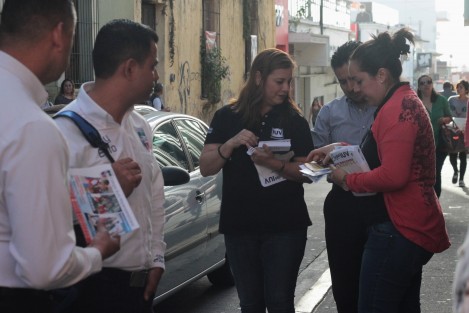 La oferta educativa de escuelas particulares se hace presente, pues pese a que todos los jóvenes tienen asegurado un sitio en las escuelas oficiales, turnos vespertinos y de algunas retiradas del centro de Xalapa, no son bien vistas por padres de familia. 