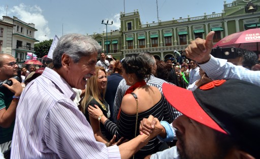 Agradeció a la población por la gran votación y felicitó también a los senadores y diputados electos.  