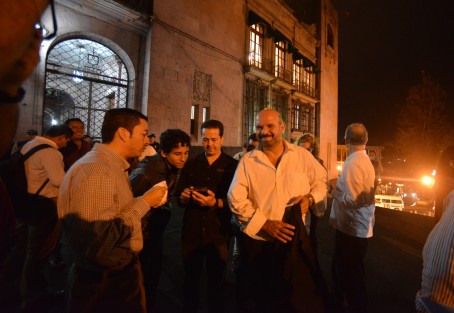 Empresarios explicaron a los medios la forma en que fueron desalojados del Palacio de Gobierno, por elementos de la SSP encabezados por el subsecretario Antonio Garza García. 