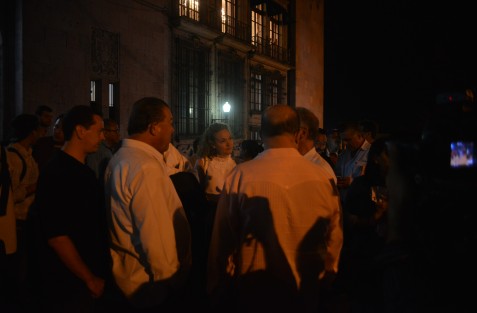Gobierno de Miguel Ángel Yunes Linares desalojó por la fuerza a empresarios acreedores del Gobierno Estatal, y encima los insinuaron ser empresarios fantasma.