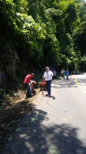 El alcalde Mario Antonio Chama Díaz, recorrió el avance de las obras históricas que se realizan en la ciudad de Teocelo, mismas que están comprendidas dentro de las acciones de los primeros 250 días de su administración municipal y que están orientadas a abatir el rezago de al menos 20 años.
