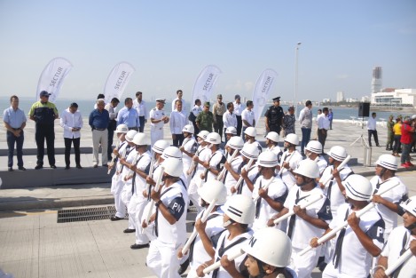 Se puso en marcha el Operativo de Vacaciones de Verano 2018. Participan corporaciones de rescate y auxilio de la Policía Federal, MARINA, Ejército Mexicano y Secretaría de Seguridad Pública. El gobernador Miguel Ángel Yunes Linares, fue el encargado de dar el banderazo de arranque.