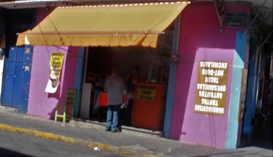 Promoción comercial hasta de cabeza.