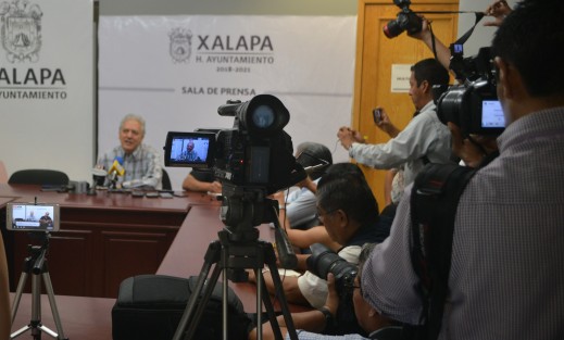 El alcalde de Xalapa, Hipólito Rodríguez, destacó el éxito con el que se realizó la vía recreativa el día de ayer, dijo que se espera que en los próximos fines de semana más familias disfruten de los talleres y los parques con los que cuenta la ciudad. 