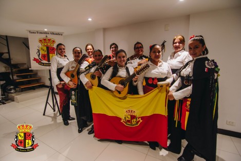 La Tuna Femenina Alhambra es una de las dos agrupaciones colombianas que estarán presentes en el <em>5o. Festival de Tuna Femeniles Xalapa ciudad de las flores, las musas y los callejones</em>, a realizarse en sedes de Xico y Xalapa del 26 a 27 de julio. 