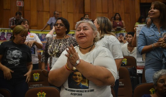 La  Ley de Desaparición Forzada y Desaparición de Particulares para el Estado de Veracruz, elaborada tomando en cuenta las iniciativas presentadas por los colectivos de búsqueda de desaparecidos, fue aprobada por los 46 diputados locales presentes.