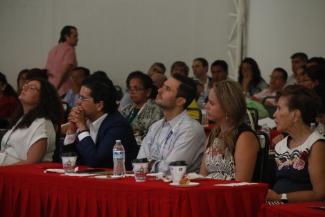 Yeliz Osman, Coordinadora del Programa Ciudades Seguras de ONU Mujeres, impartió la conferencia temática: La Seguridad en las Mujeres en las Ciudades y Espacios Locales. 