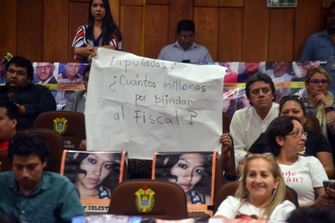 Emperrados en el Congreso del Estado en que hoy sea avalado el nombramiento de el fiscal anticorrupción.