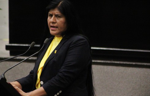Copete Zapot, criticó a los que por un cargo desde sus partiditos actúan como bisagras.  Esto al parecer en referencia de otros partidos, no del PRD.