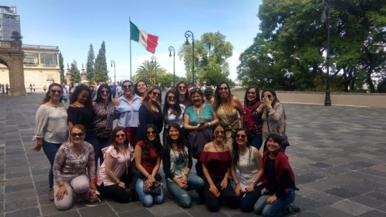Las chicas de la Tuna Femenina Javeriana, de Colombia, ya se encuentran en México, y este miércoles llegan a Xalapa para participar en el 5o. Festival de Tunas Femeniles, Xalapa, ciudad de las musas, las tunas y los callejones.
