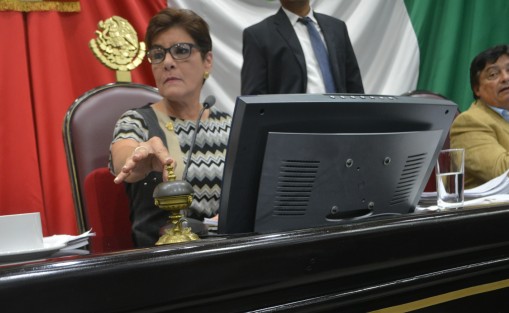 La diputada María Elisa Manterola dijo no haber incurrido en una irregularidad con la aprobación en la sesión pasada del nombramiento del Fiscal Anticorrupción, ella quiere irse sin mancha, aseguró. 