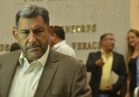 El coordinador de la bancada de MORENA en el Congreso del Estado, Amado Cruz Malpica,  confirmó que se analiza la manera en que se impugnará ante tribunales el nombramiento de Even Torres Zamudio como fiscal Anticorrupción.  