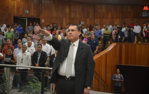 Arturo Mariscal Rodríguez  fungía en el cargo de comisionado del IVAI como interino. 
