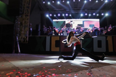 Con el certamen de baile de pandereta, capa y bandera, realizado en Xico, Ver. dio inicio el 5o. Festival de Tunas Femeniles, el cual continúa este viernes en Xalapa con una callejoneada partiendo de Xallitic a  las 18:00 hrs., y concierto de Gala a las 19:30 en el IMAC. 