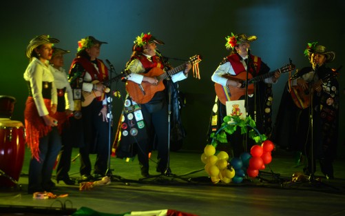 Con el concierto de Gala en el IMAC concluyó la jornada del viernes de actividades del Festival de Tunas Femeniles Xalapa 2018, donde destacó la participación de los grupos colombianos y por supuesto de las organizadoras del evento, la TFUV.  