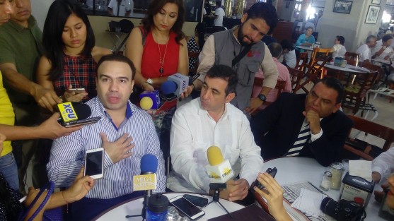 Aspirantes al cargo de Fiscal Anticorrupción, indicaron que en breve darán a conocer una plataforma digital desde donde los ciudadanos podrán interponer denuncias de inconformidad ante la designación de Marco Evans Torres en este cargo.
