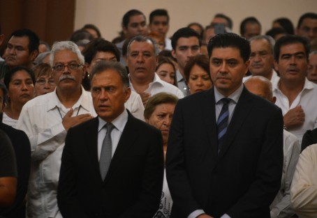 Con una celebración eucarística en la que estuvieron presentes los obispos de la región Golfo, sacerdotes de la Arquidiócesis de Xalapa, autoridades estatales y locales y feligreses, el arzobispo emérito de Xalapa, Sergio Obeso, dio gracias por su nombramiento como Cardenal.