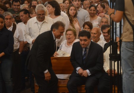 Con una celebración eucarística en la que estuvieron presentes los obispos de la región Golfo, sacerdotes de la Arquidiócesis de Xalapa, autoridades estatales y locales y feligreses, el arzobispo emérito de Xalapa, Sergio Obeso, dio gracias por su nombramiento como Cardenal.
