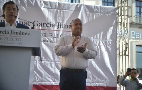 Este lunes, el gobernador electo, Cuitláhuac García Jiménez, presentó en la Plaza Lerdo, a quien fungirá como Secretario de Gobierno en su administración, Éric Cisneros Burgos, quien fuera su asesor y pieza clave en los comicios pasados del partido MORENA. 