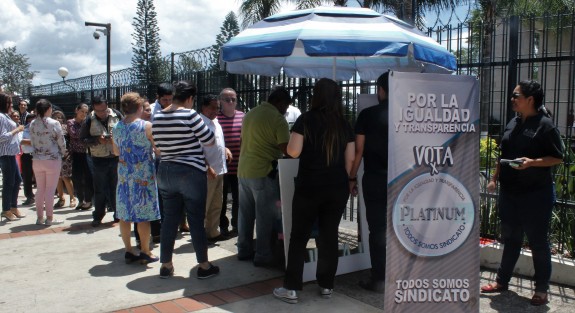En el Palacio Legislativo continúan las campañas y elecciones, esta vez por cuestiones sindicales. 