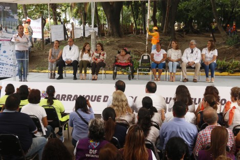 El llamado Parque Ecológico de la ciudad de Veracruz, será modificado para construir el Parque Inclusivo. Algunas estructuras como el edificio que albergaba las oficinas de la dirección, ya fueron demolidas en su totalidad.
