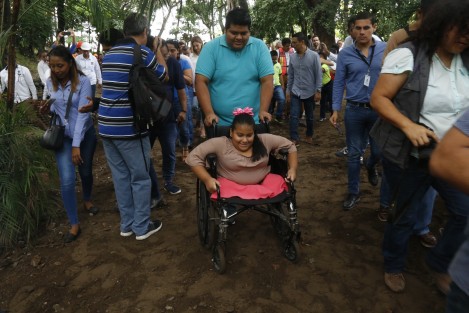 El llamado Parque Ecológico de la ciudad de Veracruz, será modificado para construir el Parque Inclusivo. Algunas estructuras como el edificio que albergaba las oficinas de la dirección, ya fueron demolidas en su totalidad. 