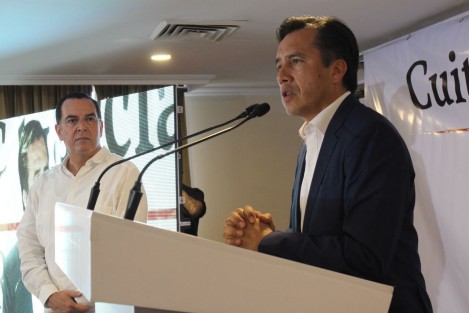 El gobernador electo de Veracruz, Cuitláhuac García Jiménez, presentó al empresario Ernesto Pérez  Astorga como el próximo titular de la SEDECOP en el estado, durante la nueva administración. 
