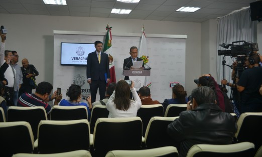 El gobernador Yunes dijo que decidió declinar en la propuesta de magistrados para que no se les estigmatizara, aunque las propuesta estaban basadas en la revisión de su trayectoria. 