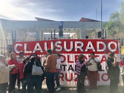 Esta mañana la fracción parlamentaria de MORENA en el Congreso del Estado de Veracruz tomó las instalaciones del Palacio Legislativo, para evitar que en la sesión de este martes diputados del PAN y PRD nombren a 12 magistrados de manera arbitraria, expresaron. Más tarde el gobernador anunció que desistió de enviar la propuesta y el edificio fue liberado. 