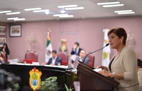 La diputada María Elisa Manterola Sainz, del Grupo Legislativo del Partido Acción Nacional (PAN), presentó la iniciativa con proyecto de Ley de Voluntad Anticipada para el Estado de Veracruz, que tiene por objeto garantizar la atención médica a los enfermos en situación terminal, respetando su voluntad y dignidad humana. 