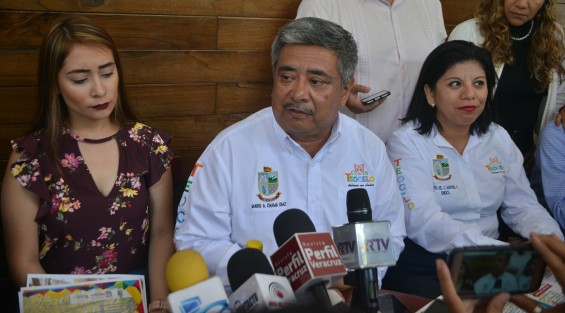 En rueda de prensa el Alcalde de Teocelo, Mario Antonio Chama Díaz, invitó a el público en general a la Fiesta Patronal en Honor a Nuestra Señora de la Asunción, a realizarse del 11 al 15 de agosto. 