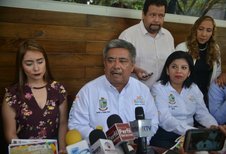 En rueda de prensa el Alcalde de Teocelo, Mario Antonio Chama Díaz, invitó a el público en general a la Fiesta Patronal en Honor a Nuestra Señora de la Asunción, a realizarse del 11 al 15 de agosto. 