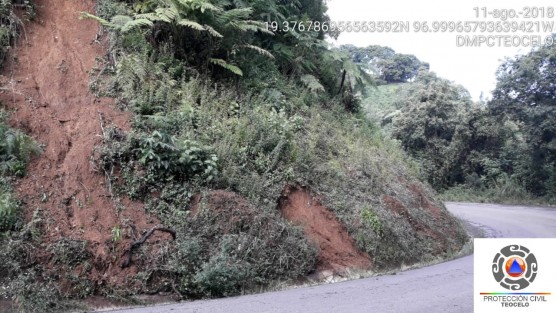  El alcalde de Teocelo, Mario Chama, reportó que se encuentran rehabilitadas las cinco carreteras que fueron afectadas por deslaves ocurridos debido a la tormenta eléctrica que se registró la tarde de este viernes; esto, gracias a la pronta respuesta de los equipos de protección civil y de seguridad pública municipal. 