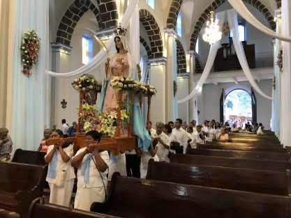 Las fiestas patronales de Teocelo, Ver. se visten de luz, colores y alegría en honor a la Asunción de nuestra señora; las fiestas fueron encabezadas por el alcalde Mario Antonio Chama. 