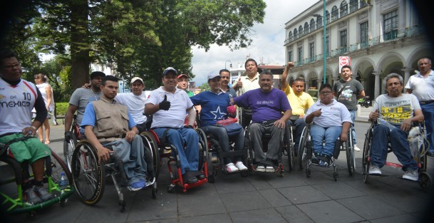 Kenia Muñiz Cabrera dijo ya han tenido reunión con algunas autoridades del actual gobierno sin tener éxito, por lo que esperan  que Cuitláhuac García les haga justicia. 