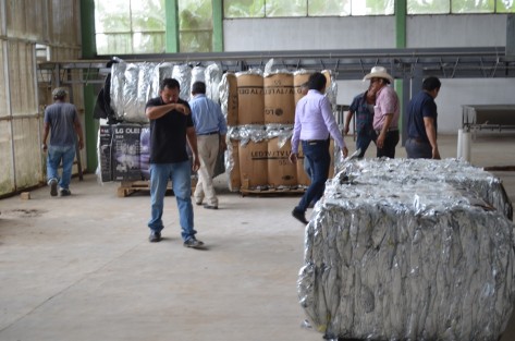 Iniciará el reciclaje de plástico en Tlapacoyan para reducir la contaminación.

